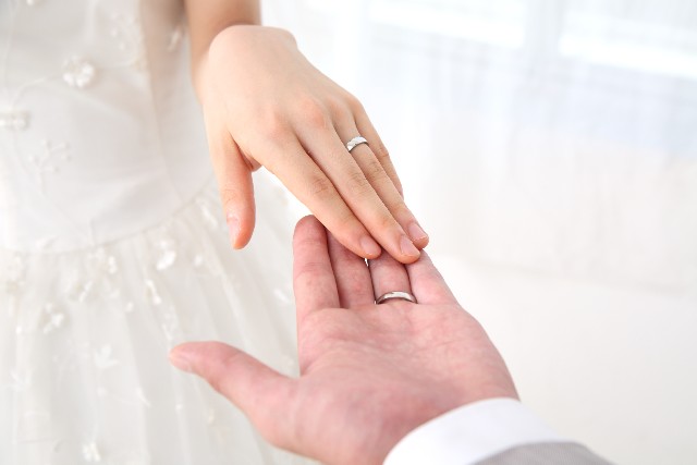 結婚