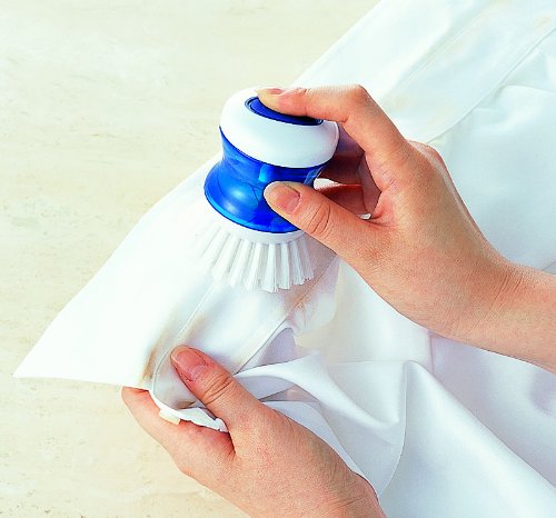 洗剤が入るえりそで洗いブラシ