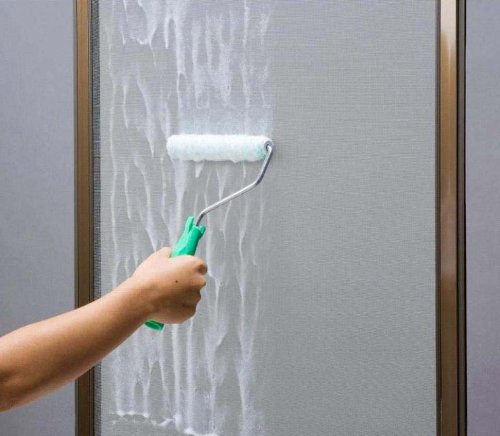網戸外さず洗える!お掃除ローラー